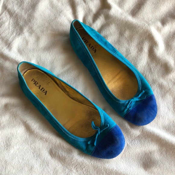 Prada Flats - Picture 1 of 4